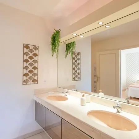 Pour 6 Avec Magnifique Terrasse De 114m2 Et Vue Panoramique * Nizza